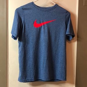 Boys Nike shirt XL